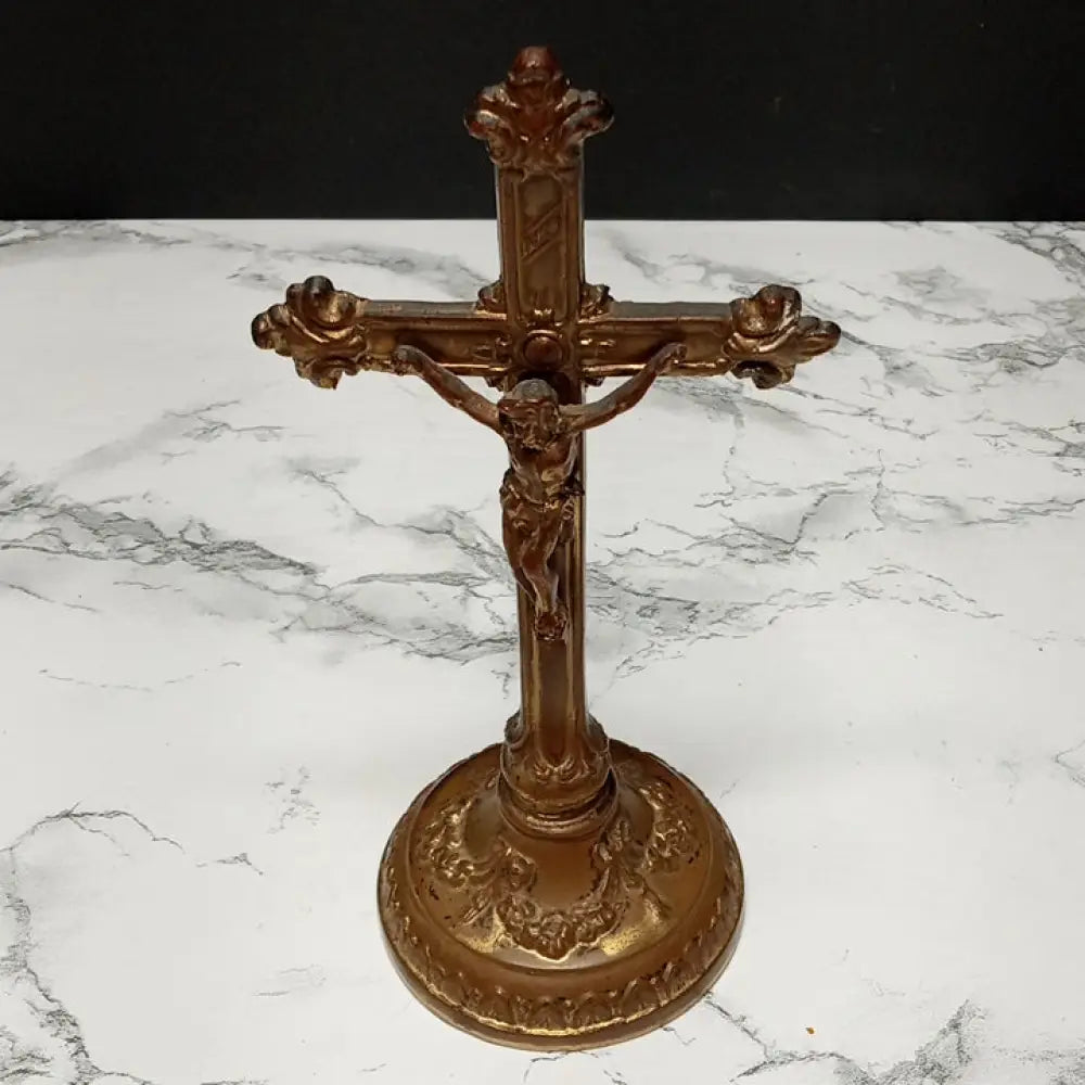 Alter Crucifix Solid Metal ( Vintage ) Decor