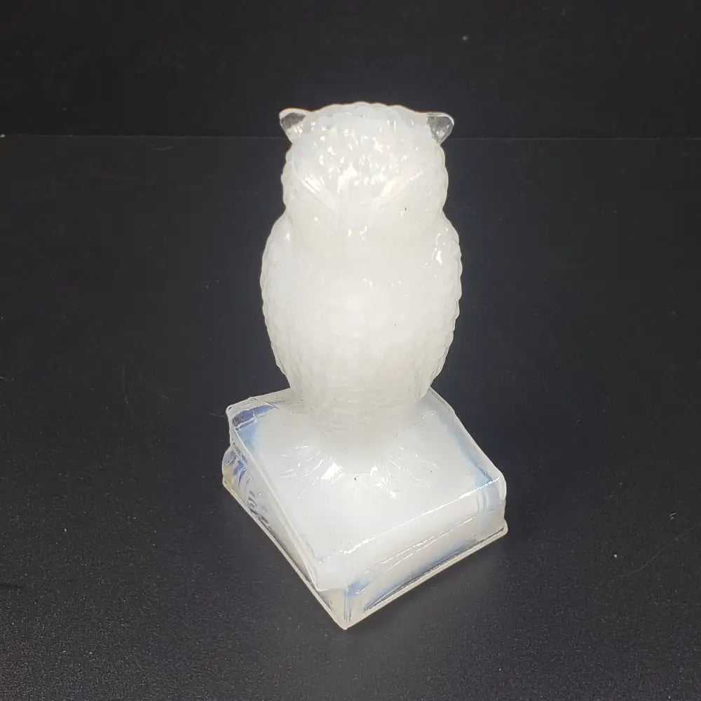 Degenhart Wise Owl Paperweight Uv Glass Vintage Decor