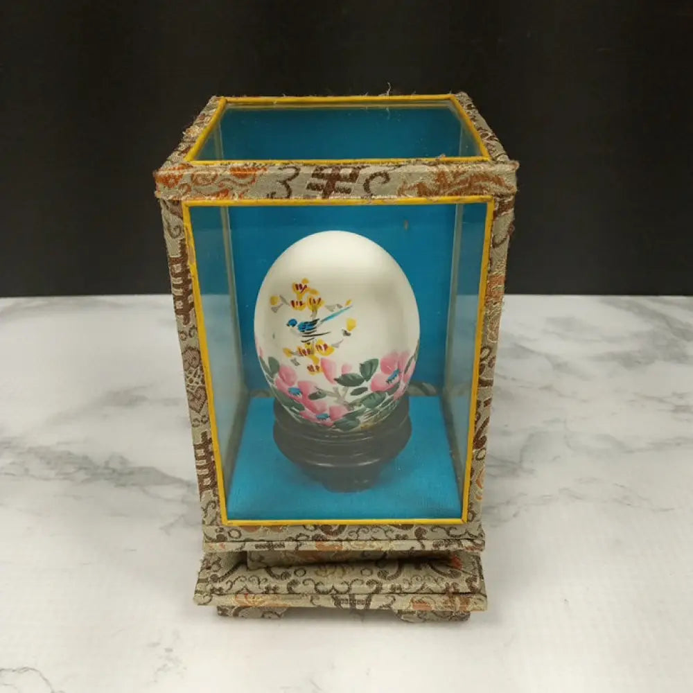 Hand Painted Signed Egg Shell In Glass Case ( Vintage ) Decor