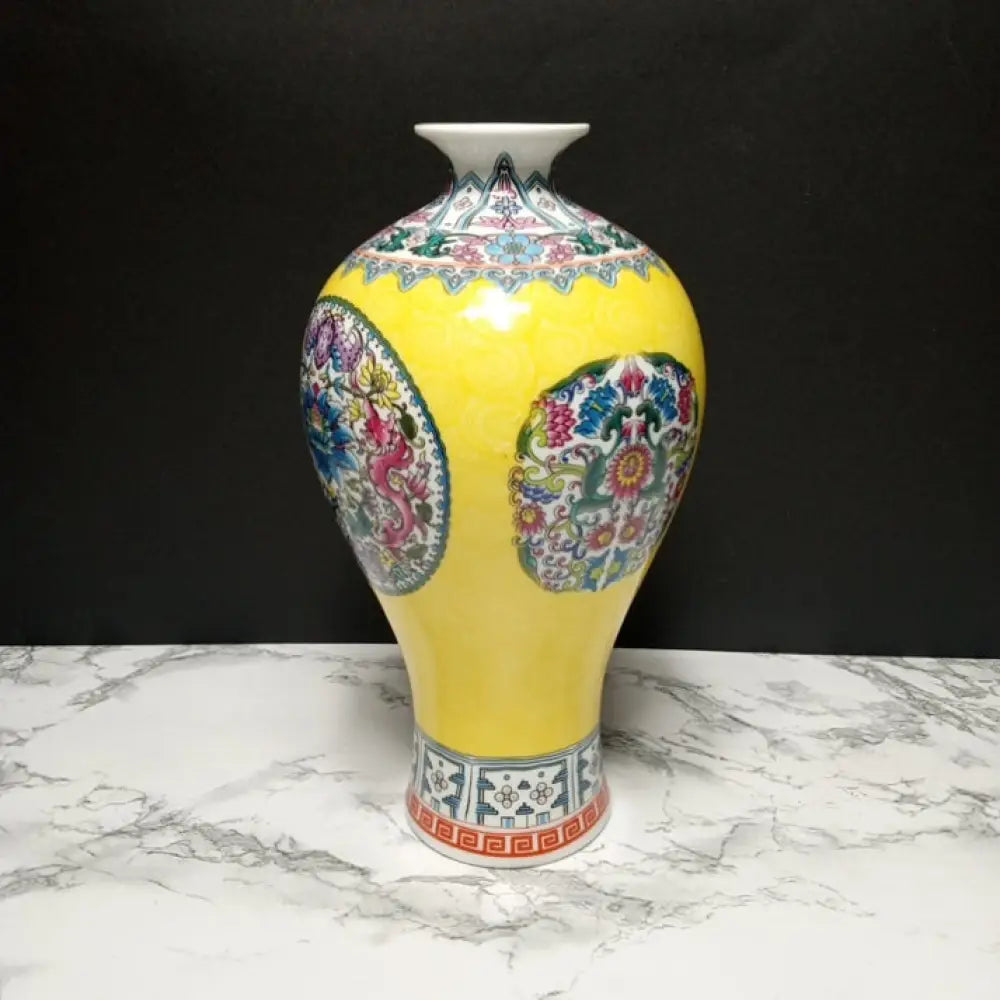 Famille Rose Porcelain Vase ( Vintage ) Decor