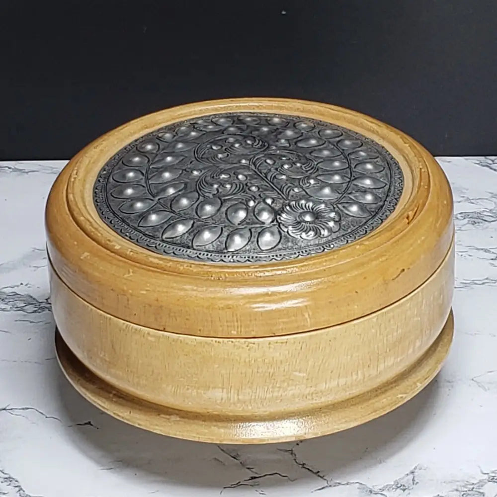 Handmade Mango Wood Lidded Round Box Vintage Decor