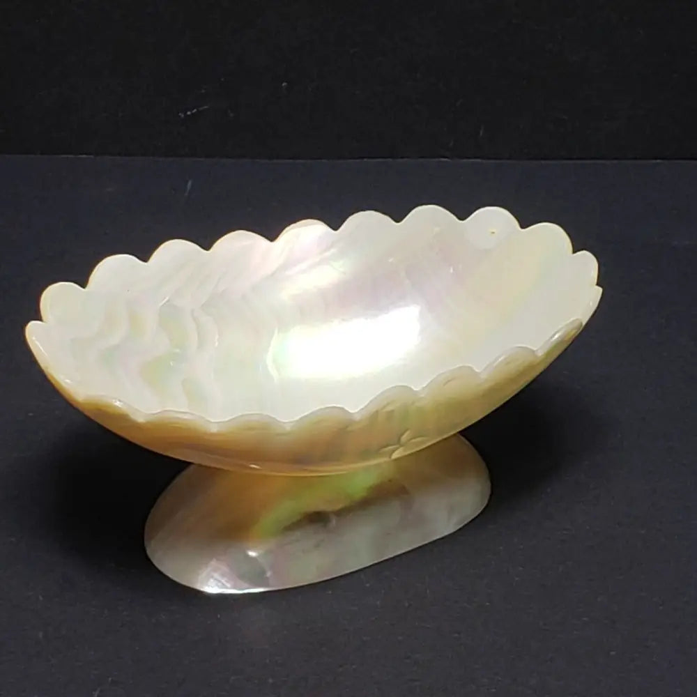 Handmade Mother Of Pearl Engraved Pedestal Trinket Dish (Vintage) Decor