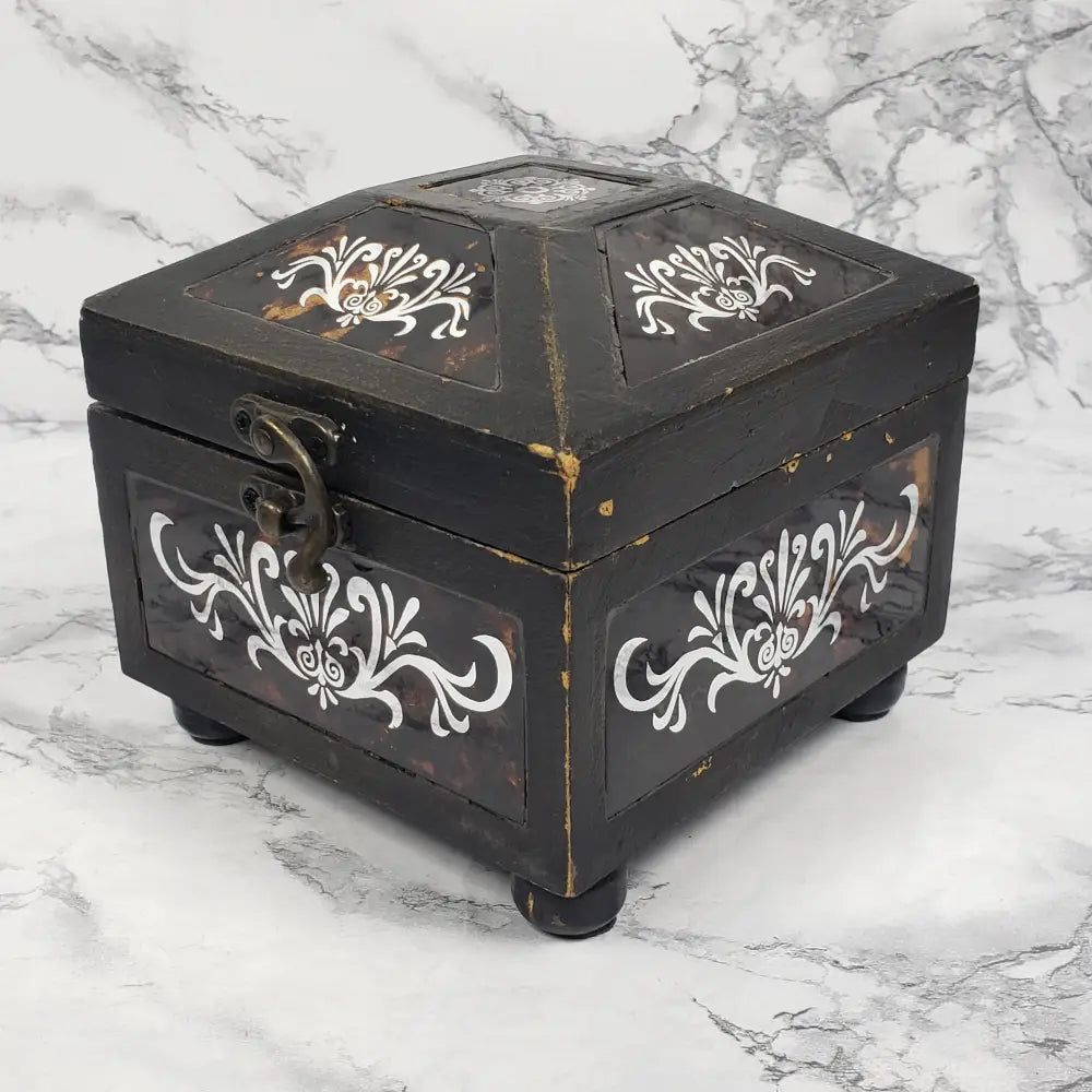 Home Interiors Clock Box Vintage Decor