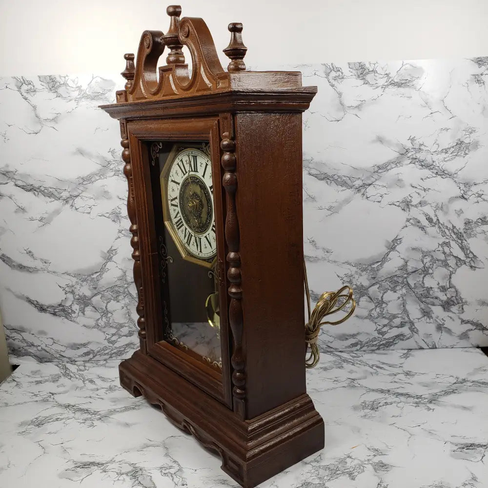 Spartus Clock Mantle Wall Electric Vintage Decor