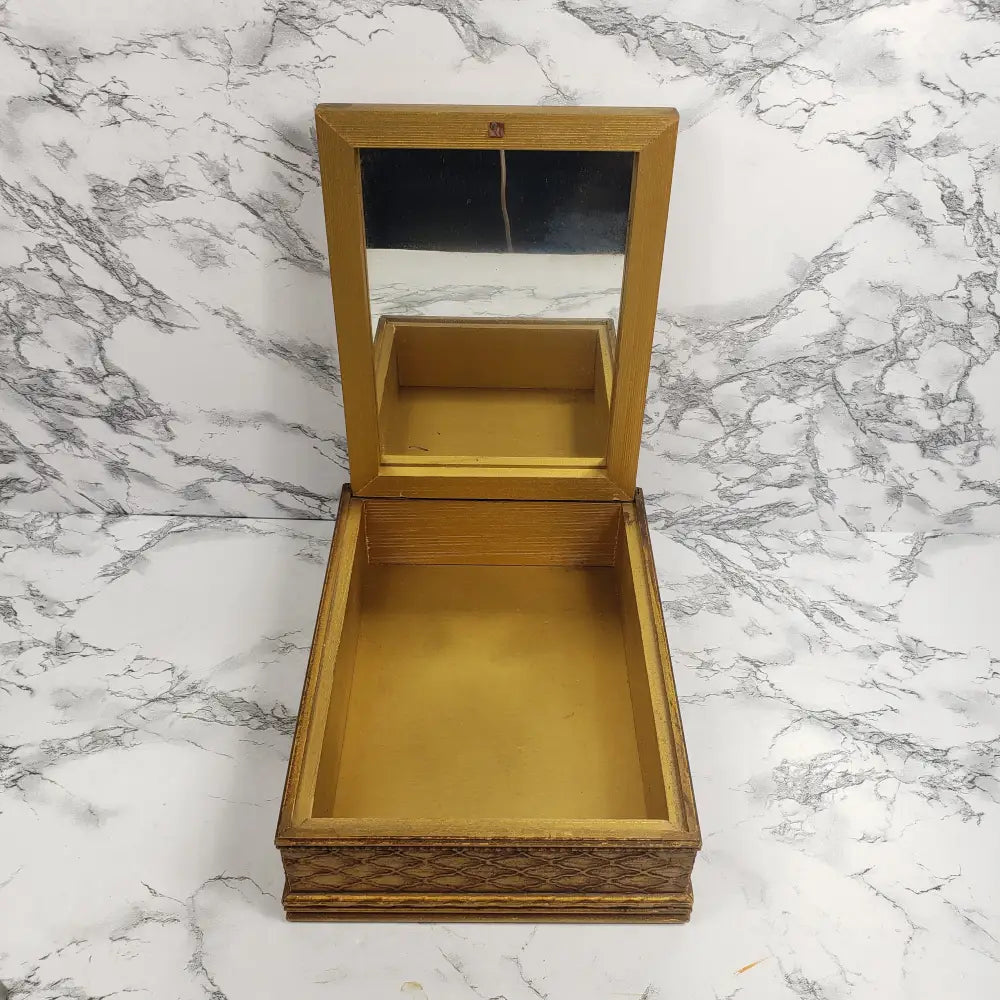 Stationary Or Vanity Box Vintage Decor