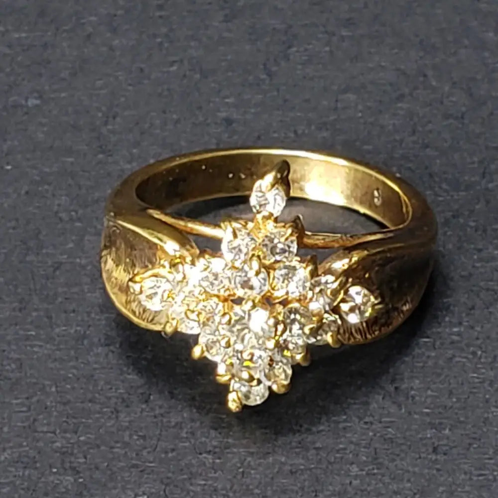 Vintage Ladies Cocktail Ring Size 8 - Rings