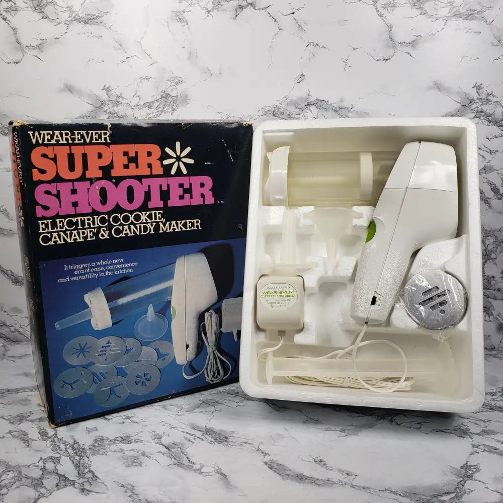 Wear-Ever Super Shooter Cookie Cannape Candy Maker Vintage Kitchen & Dining