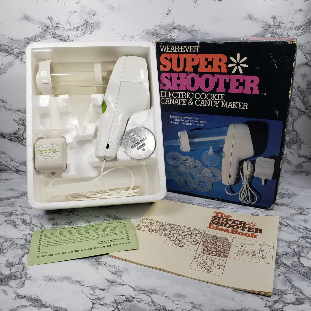 Wear-Ever Super Shooter Cookie Cannape Candy Maker Vintage Kitchen & Dining