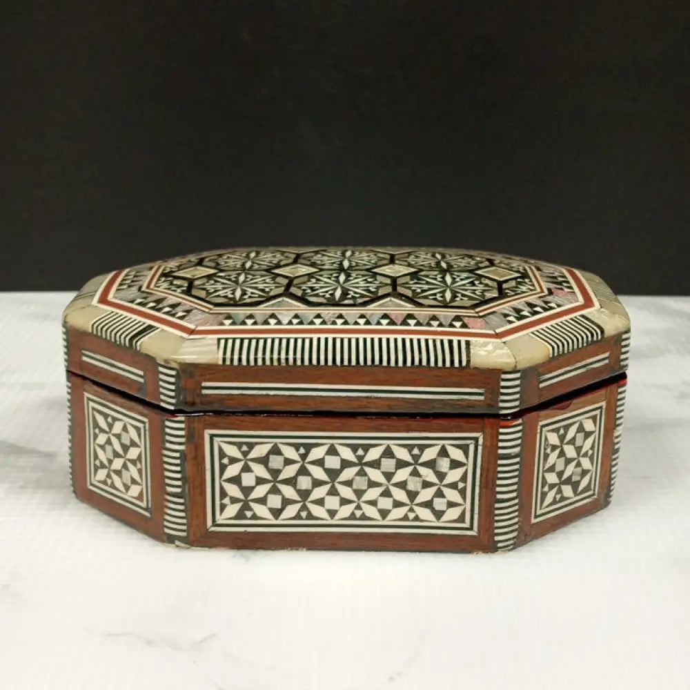 Mother Of Pearl Inlaid Wood Trinket Box ( Vintage ) Decor
