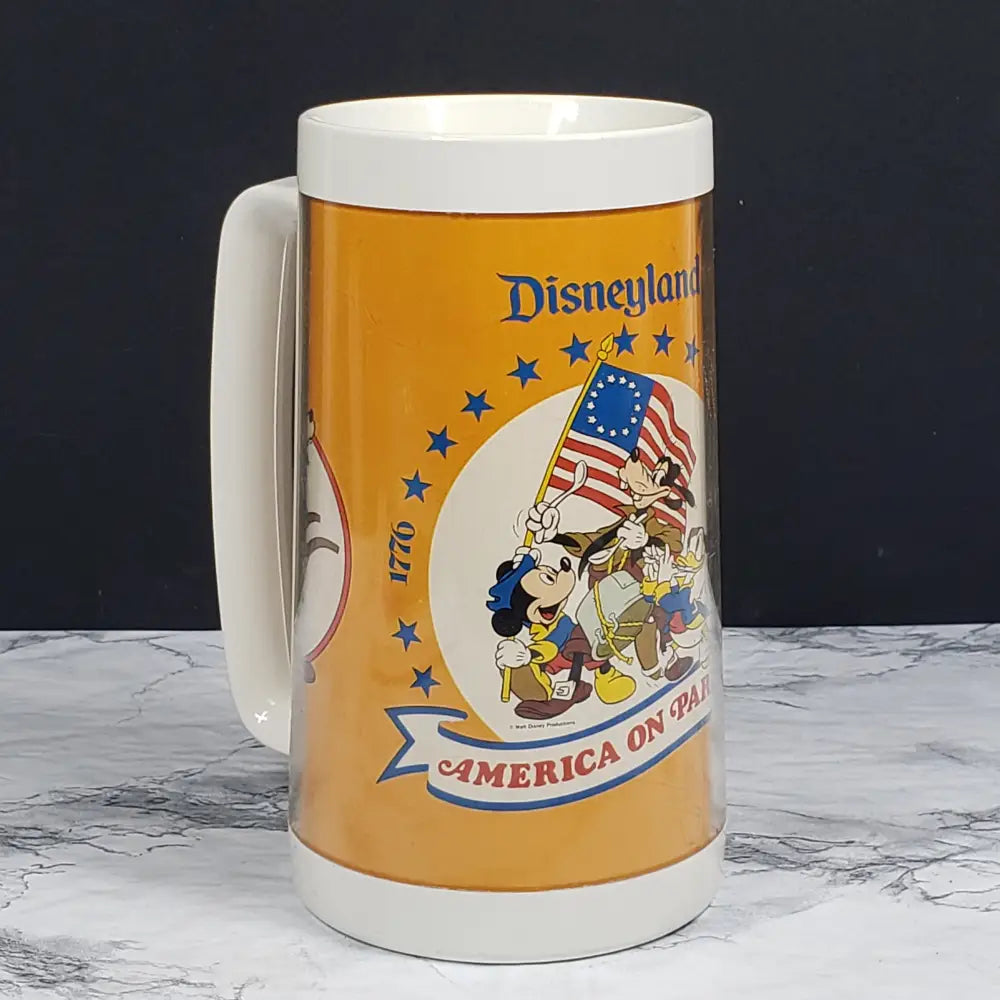 1976 Disneyland America On Parade Thermo-Serv Tumbler Vintage Collectibles