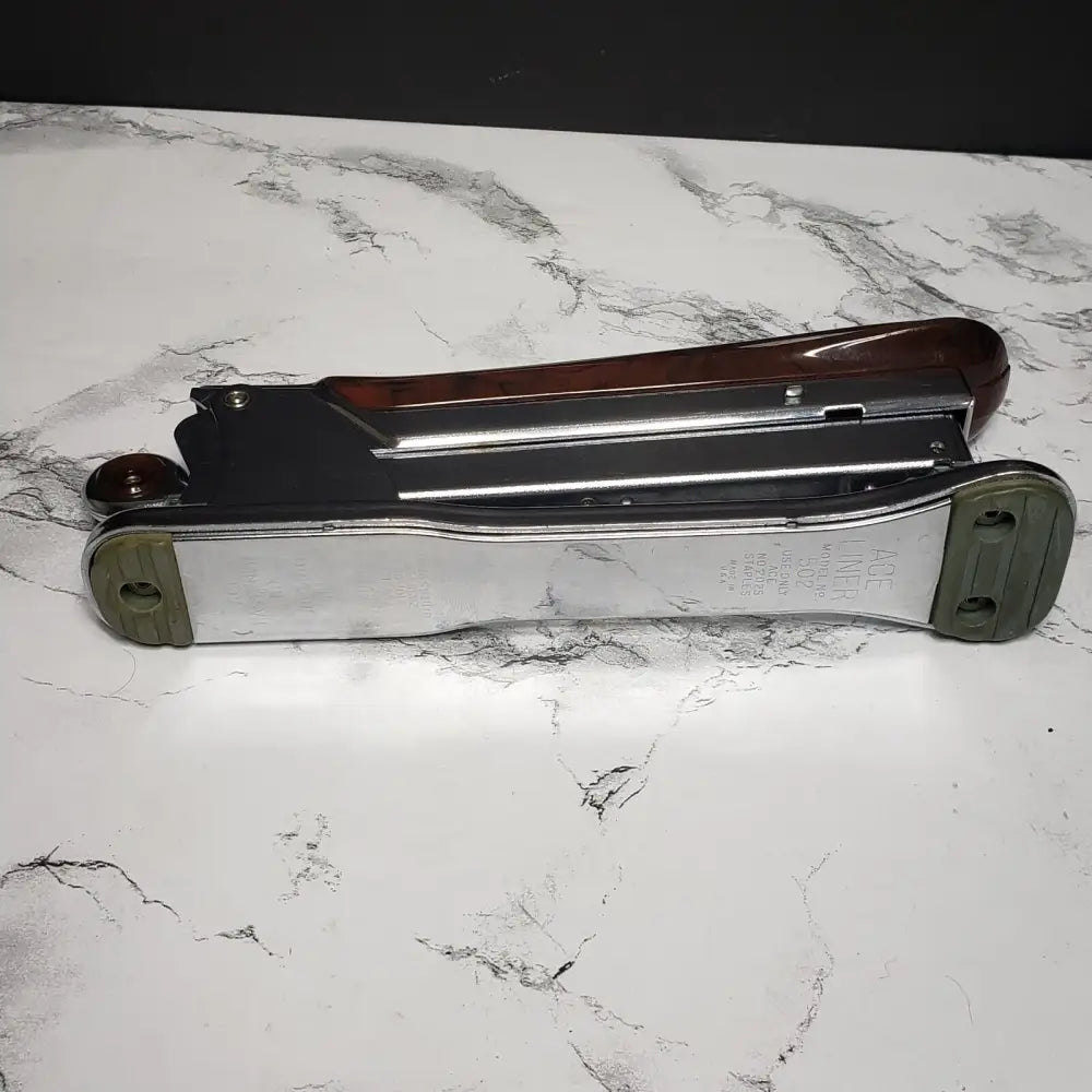 Aceliner 502 Stapler With Stamp Holder (Vintage) Decor