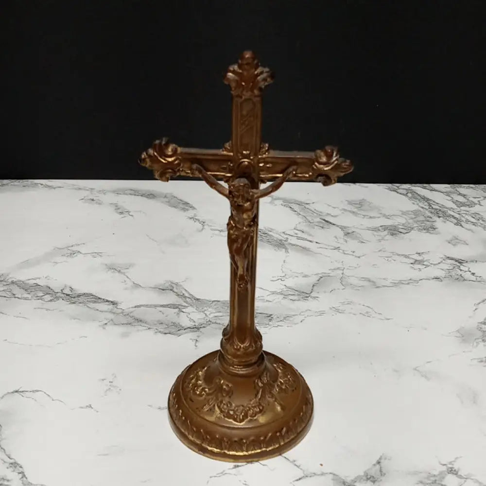 Alter Crucifix Solid Metal ( Vintage ) Decor