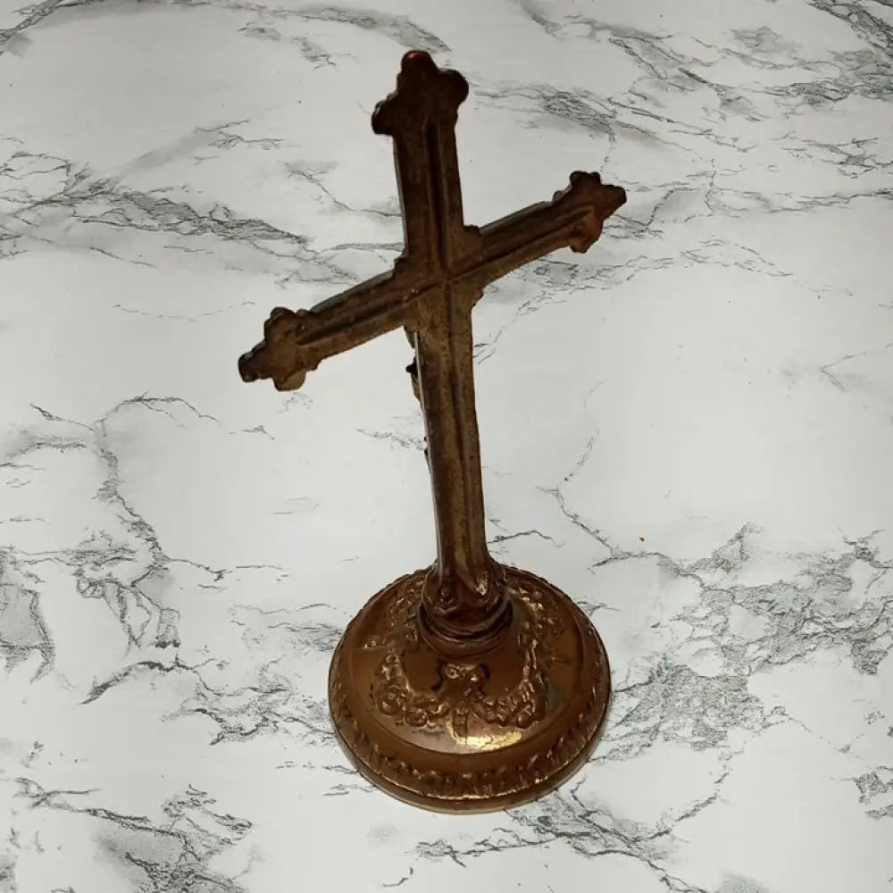 Alter Crucifix Solid Metal ( Vintage ) Decor