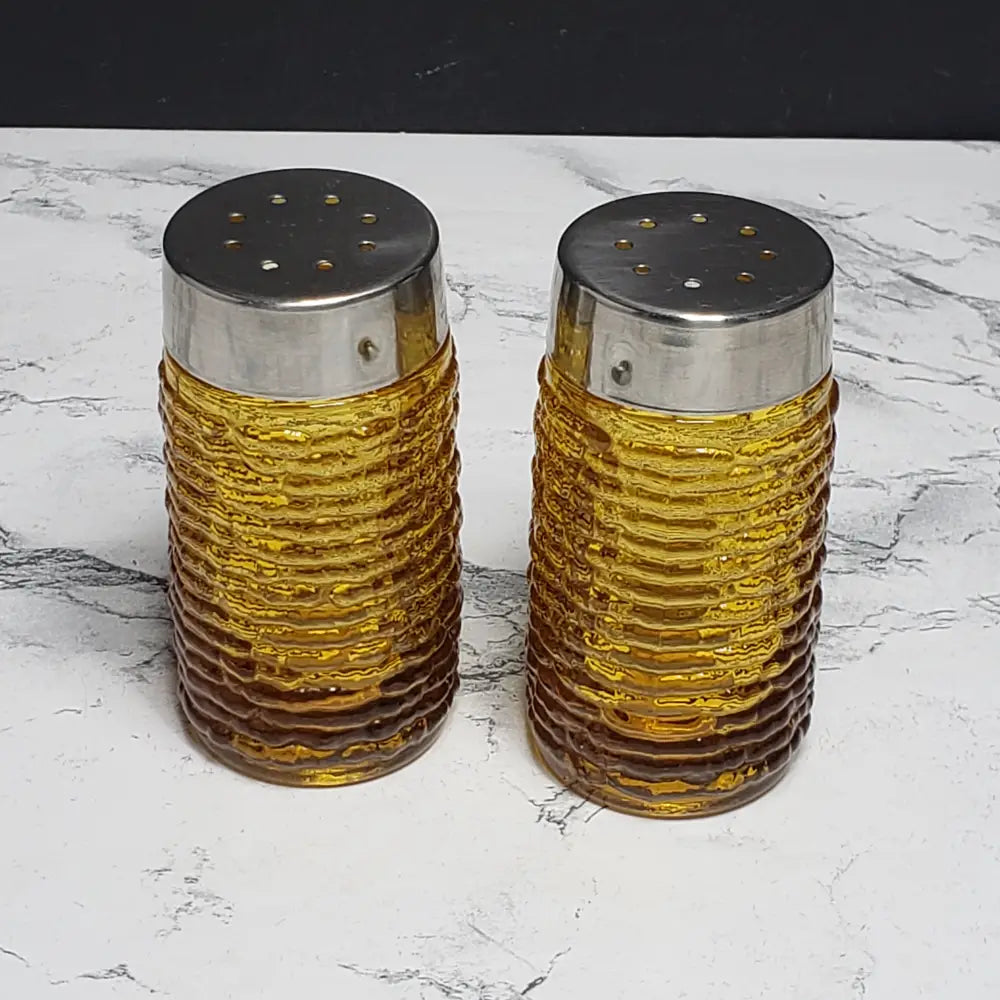 Anchor Hocking Amber Soreno Salt & Pepper Shaker Set (Vintage) Decor