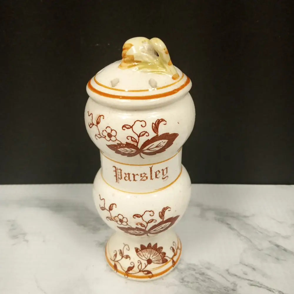 Three Arnart Braun Spice Shakers ( Vintage ) Decor