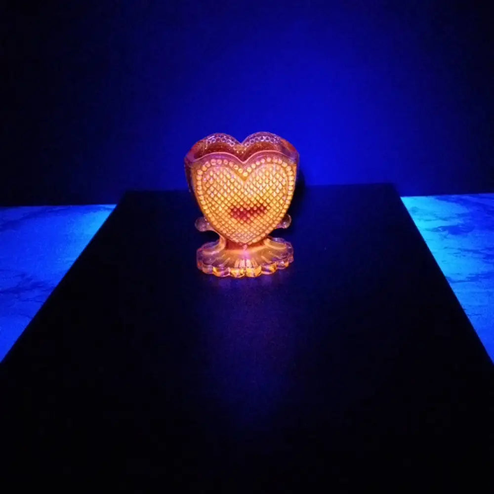 Degenhart Glass Sweetheart Trinket Paperweight Toothpick Vintage Decor