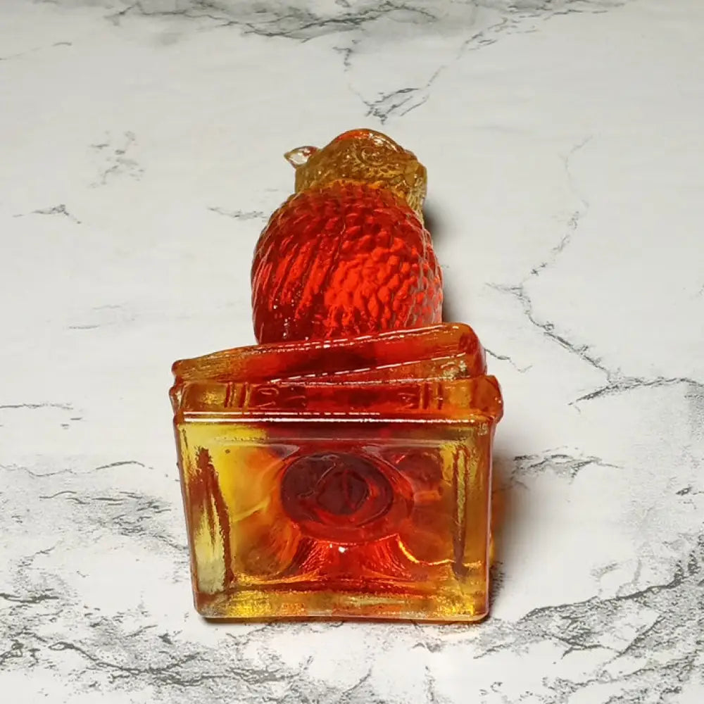 Degenhart Paperweight Wise Owl Uv Reactive Amberina Glass ( Vintage ) Decor