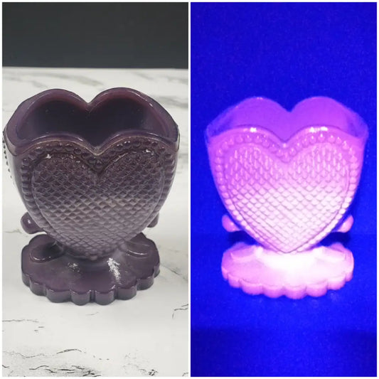 Degenhart Slag Glass Heart Trinket Paperweight Vintage Decor
