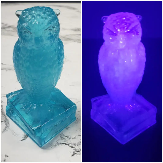Degenhart Wise Owl Paperweight Uv Glass Vintage Decor