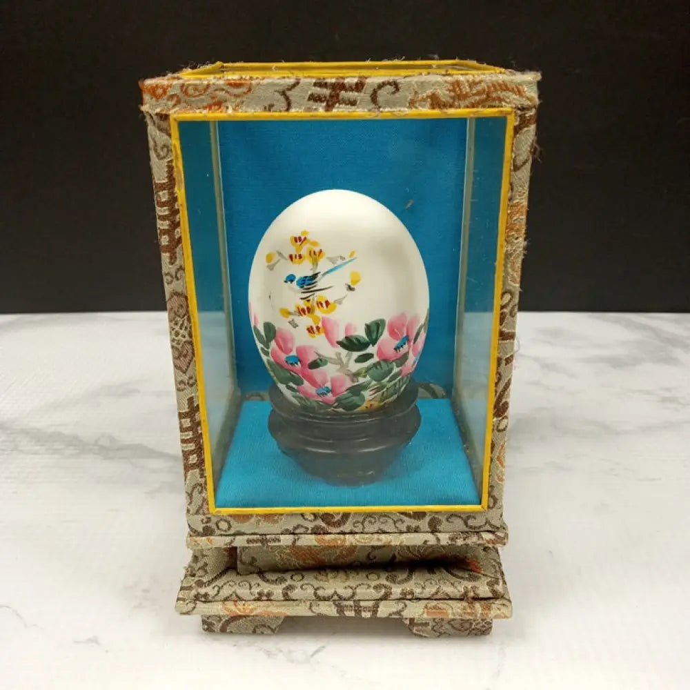 Hand Painted Signed Egg Shell In Glass Case ( Vintage ) Decor
