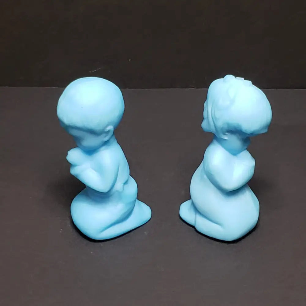 Fenton Satin Blue Custard Glass Praying Children (Vintage) Decor