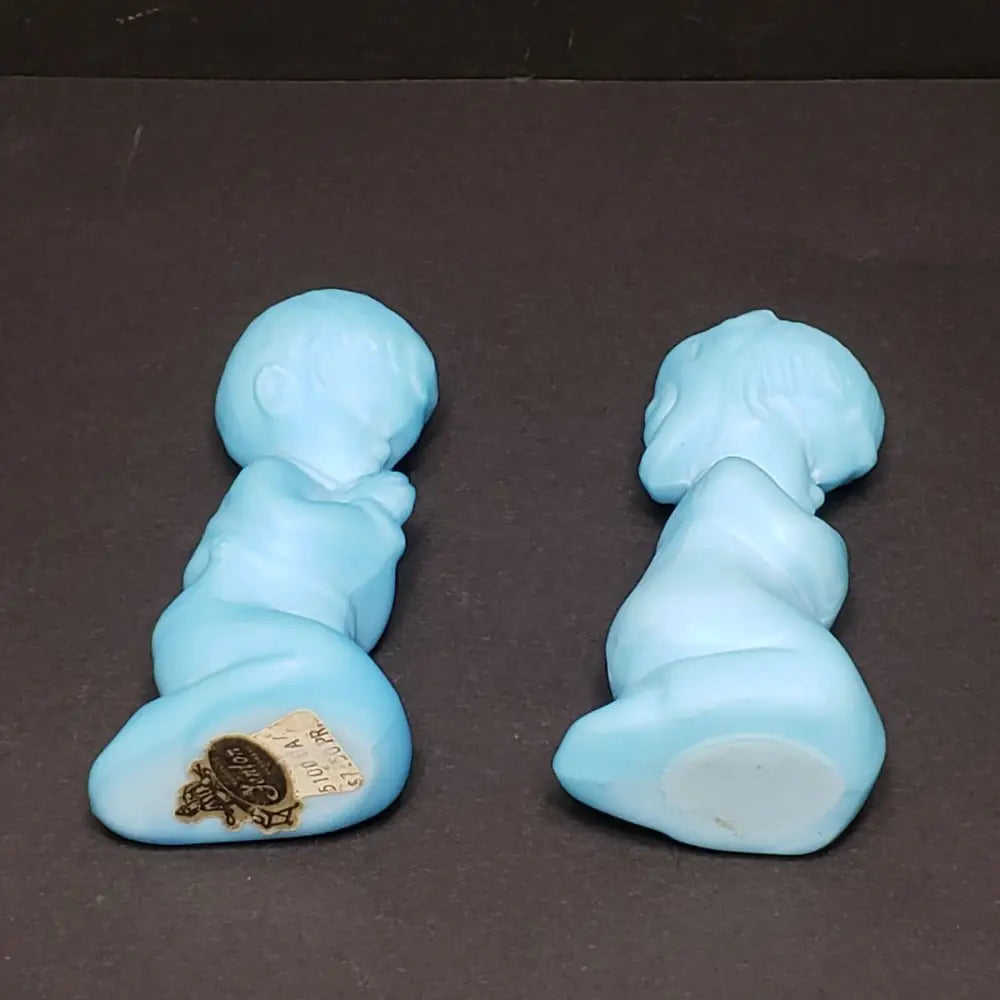 Fenton Satin Blue Custard Glass Praying Children (Vintage) Decor