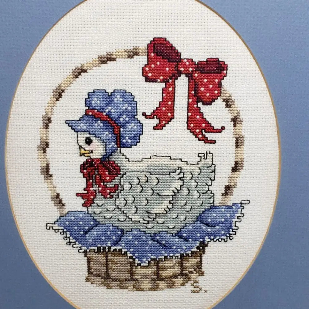 Framed Needlepoint Hen In A Basket Vintage - Decor