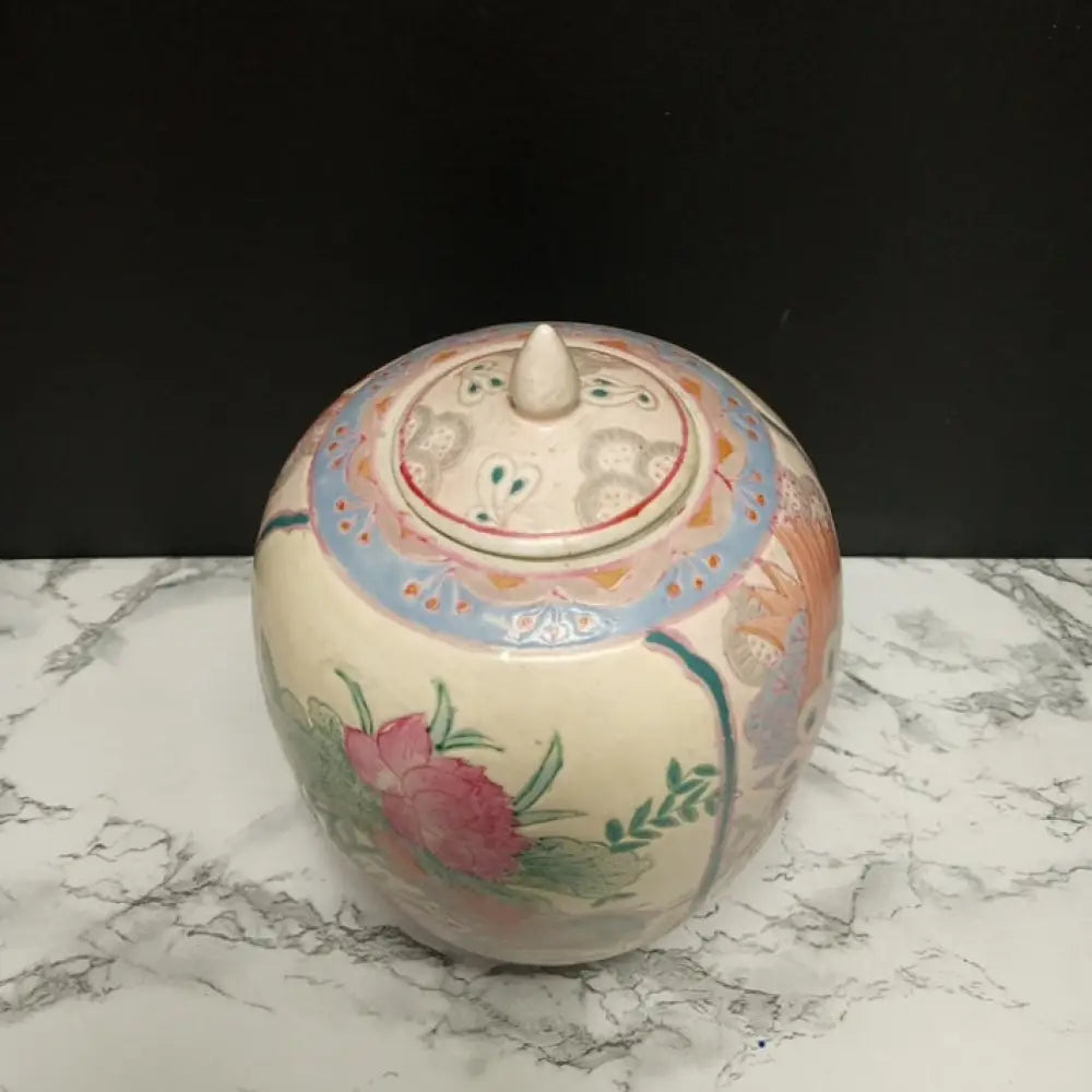 Hand Painted Porcelain Ginger Jar ( Vintage ) Decor