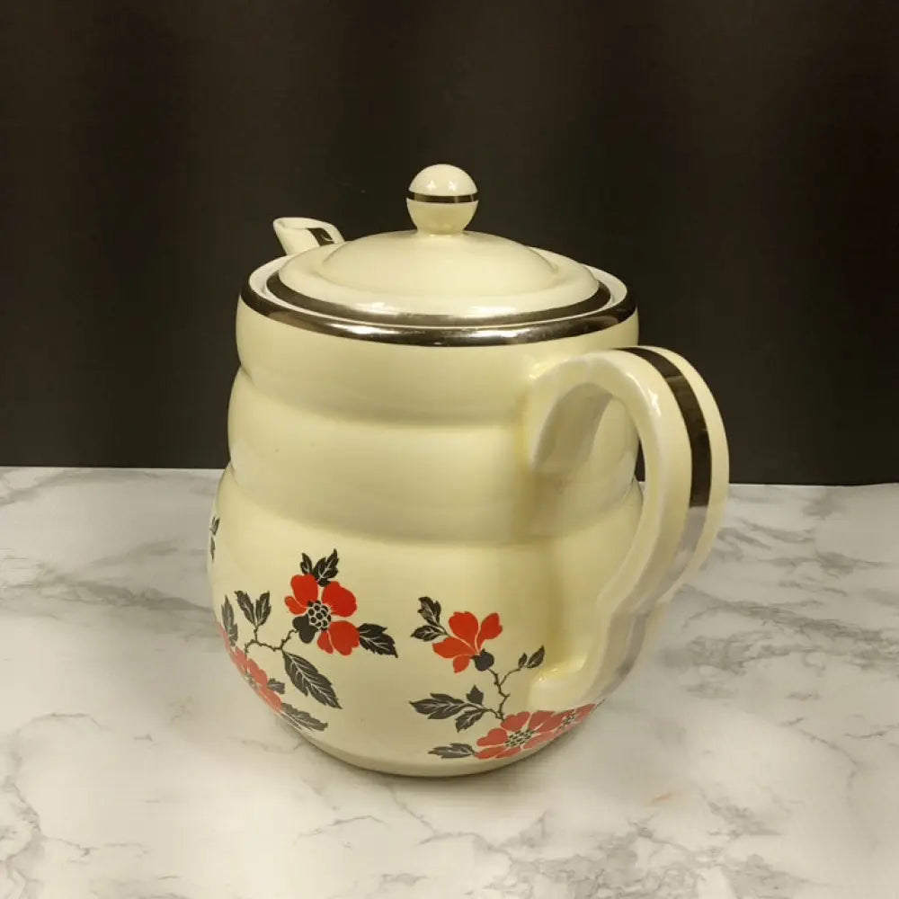 Hall Daniel Red Poppies Coffee Pot ( Vintage ) Decor
