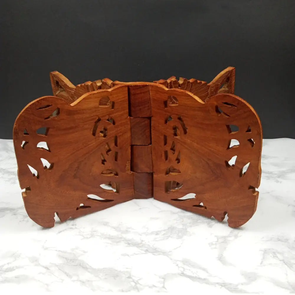 Hand Carved Sheesham Wood Lion Motif Book Stand ( Vintage ) Decor