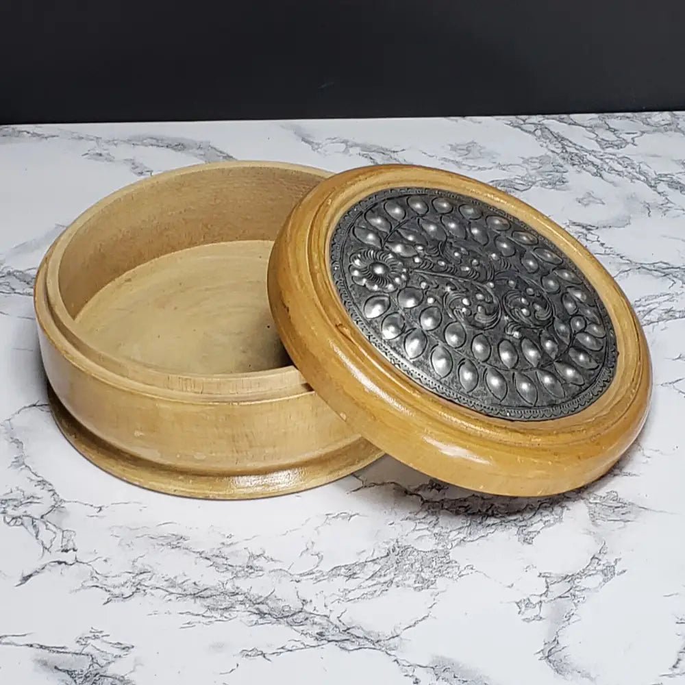 Handmade Mango Wood Lidded Round Box Vintage Decor