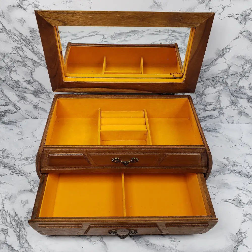 Jewelry Box Wood Bombay Style London Leather Vintage Holders