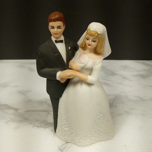 Lefton Porcelain Wedding Cake Topper Figurine ( Vintage) Decor