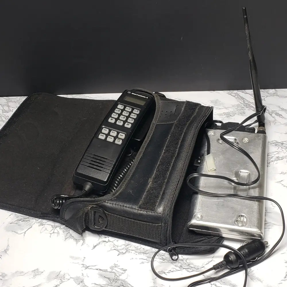 Motorola Bag Phone (Vintage) Decor