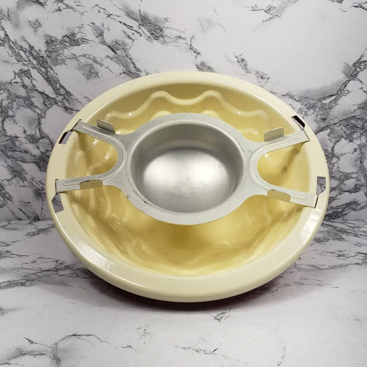 Nordic Ware Piñata Cake Pan Vintage Decor