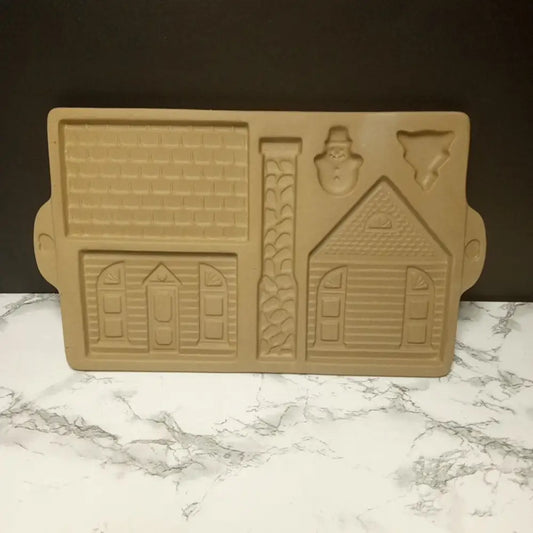 Pampered Chef Retired Gingerbread House Stoneware ( Vintage ) Kitchen & Dining