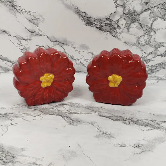 Poinsettia Flower Salt Pepper Shakers Vintage Decor