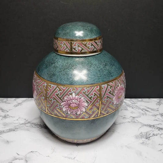 Porcelain Ginger Jar (Vintage) Decor