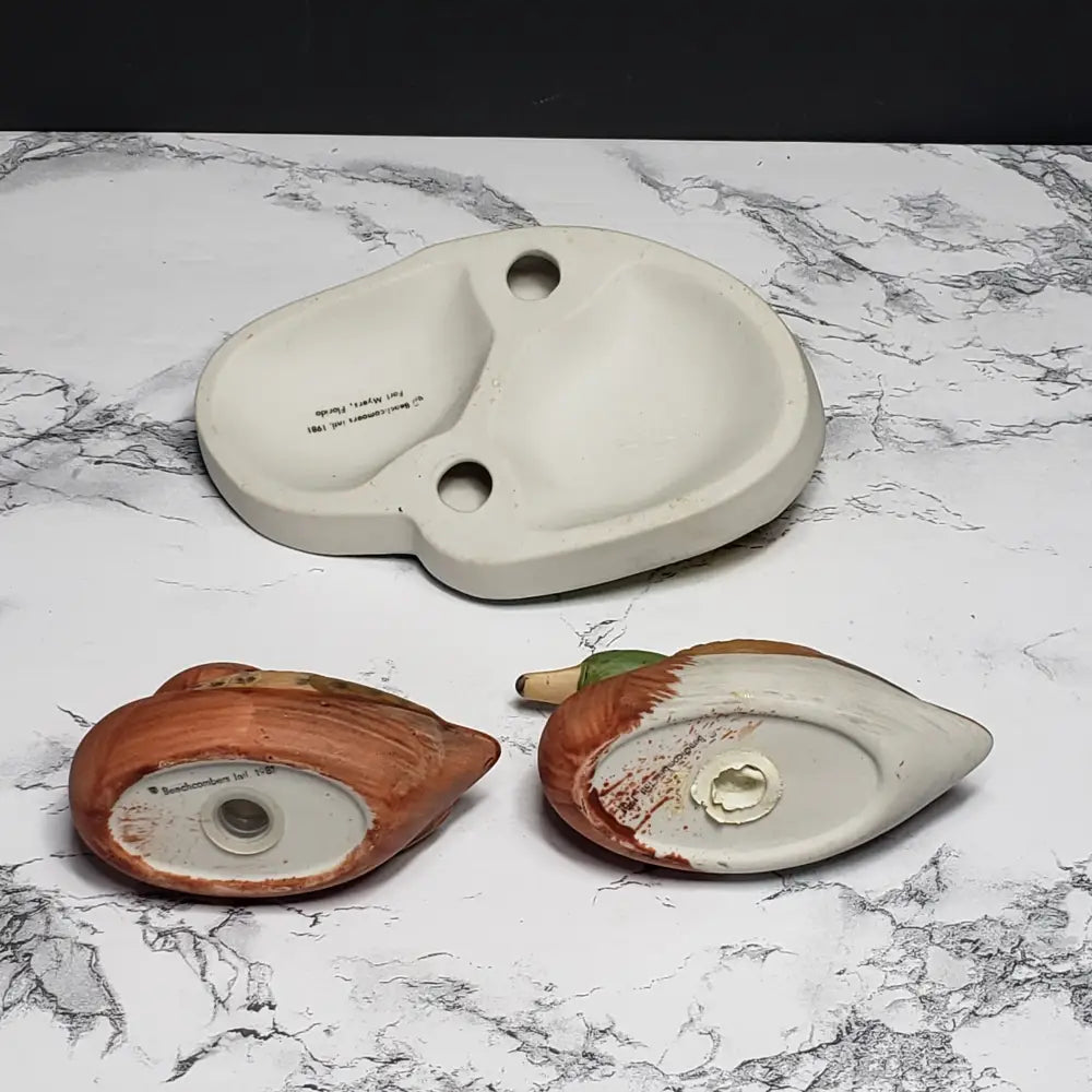 Porcelain Ducks Salt & Pepper Set With Stand ( Vintage )