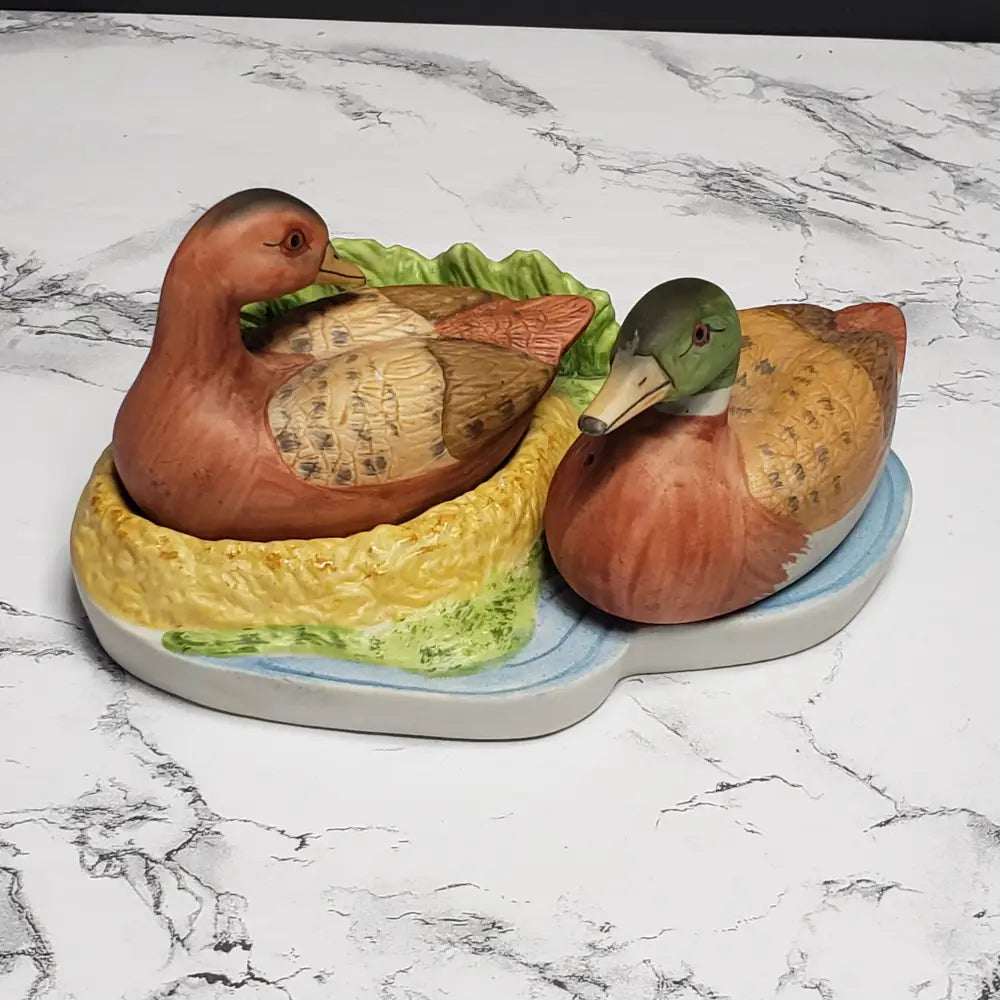Porcelain Ducks Salt & Pepper Set With Stand ( Vintage )