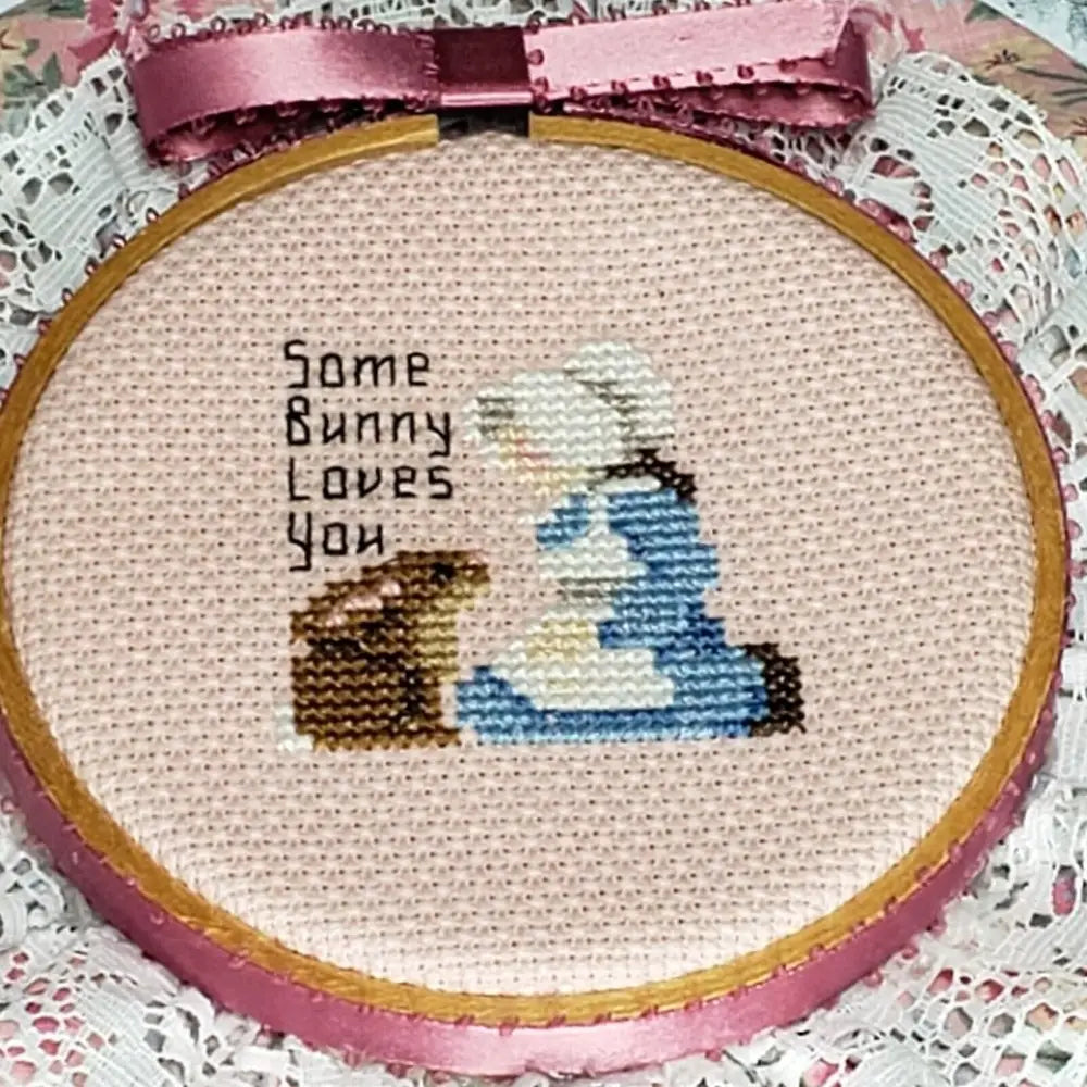 Small Handmade Needlepoint Vintage - Decor