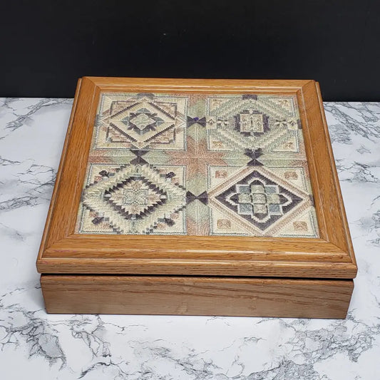 Solid Oak Lidded Box With Needlepoint (Vintage) Decor
