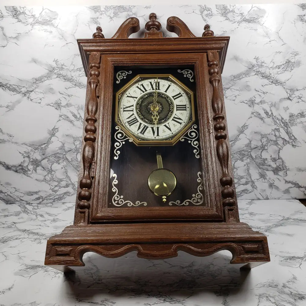 Spartus Clock Mantle Wall Electric Vintage Decor