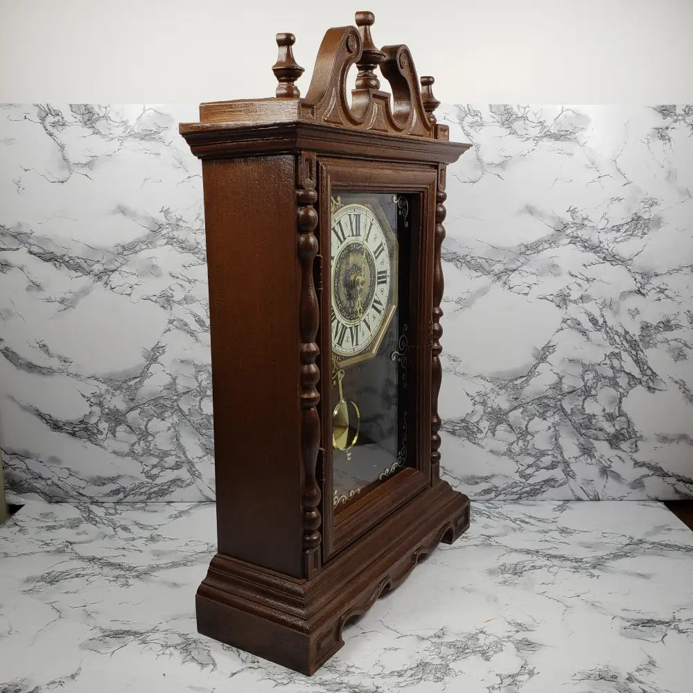 Spartus Clock Mantle Wall Electric Vintage Decor