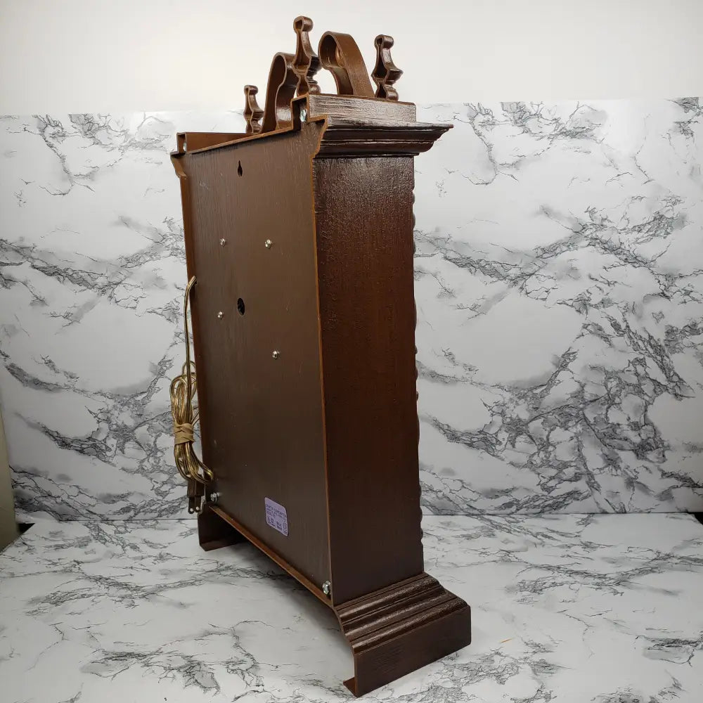 Spartus Clock Mantle Wall Electric Vintage Decor